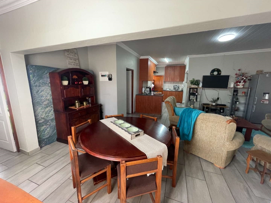5 Bedroom Property for Sale in Universitas Free State